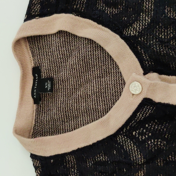 Ann Taylor cardigan - Picture 5 of 7